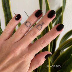 CND - VINYLUX - BLACK POOL - SORT - NEGLELAK 