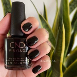 CND - VINYLUX - BLACK POOL - SORT - NEGLELAK 
