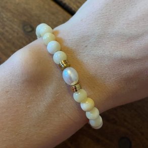 FRIIHOF+SIIG - PERLEARMBND 