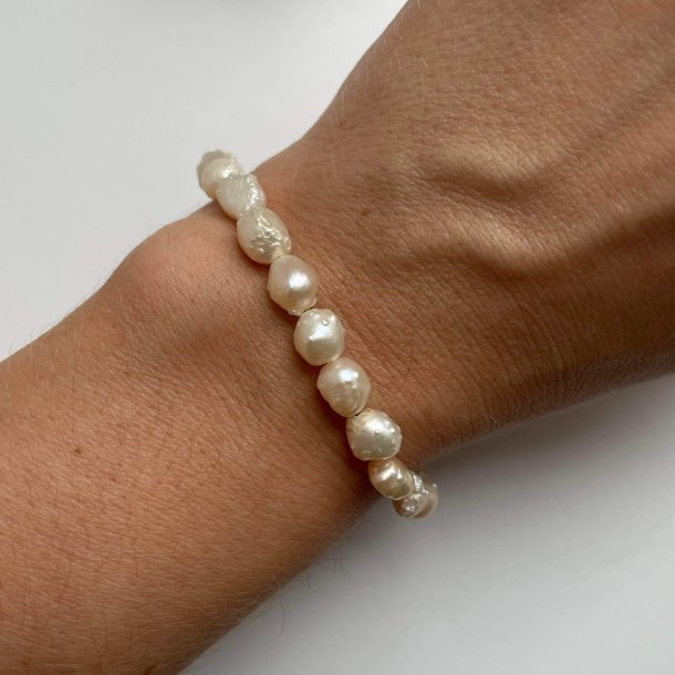 FRIIHOF+SIIG - NR. 2023803 - ARMBND - RAW PEARL