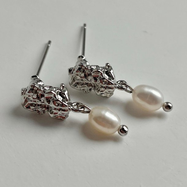 FRIIHOF+SIIG - NR. 2024361 - RESTIKKER - WHITE PEARL - RHODIUM (SLVLOOK)